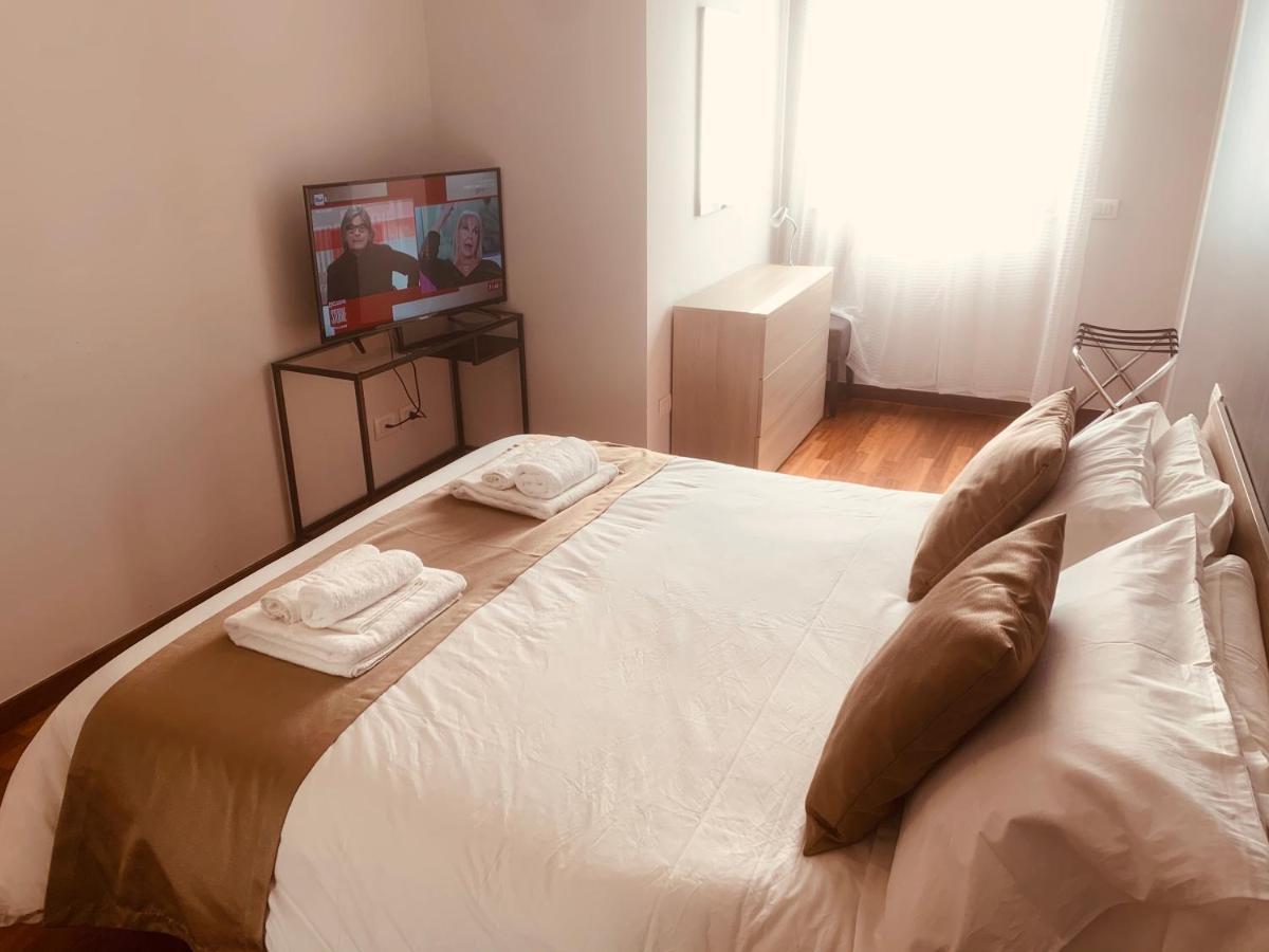 Berga Exclusive Suite 3 Bari Eksteriør billede